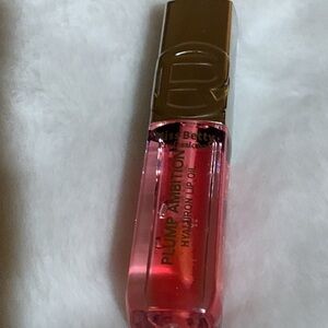 Miss Betty Sexy brand new plump Ambition lip
👄 lip
Oil, brand new, must have!